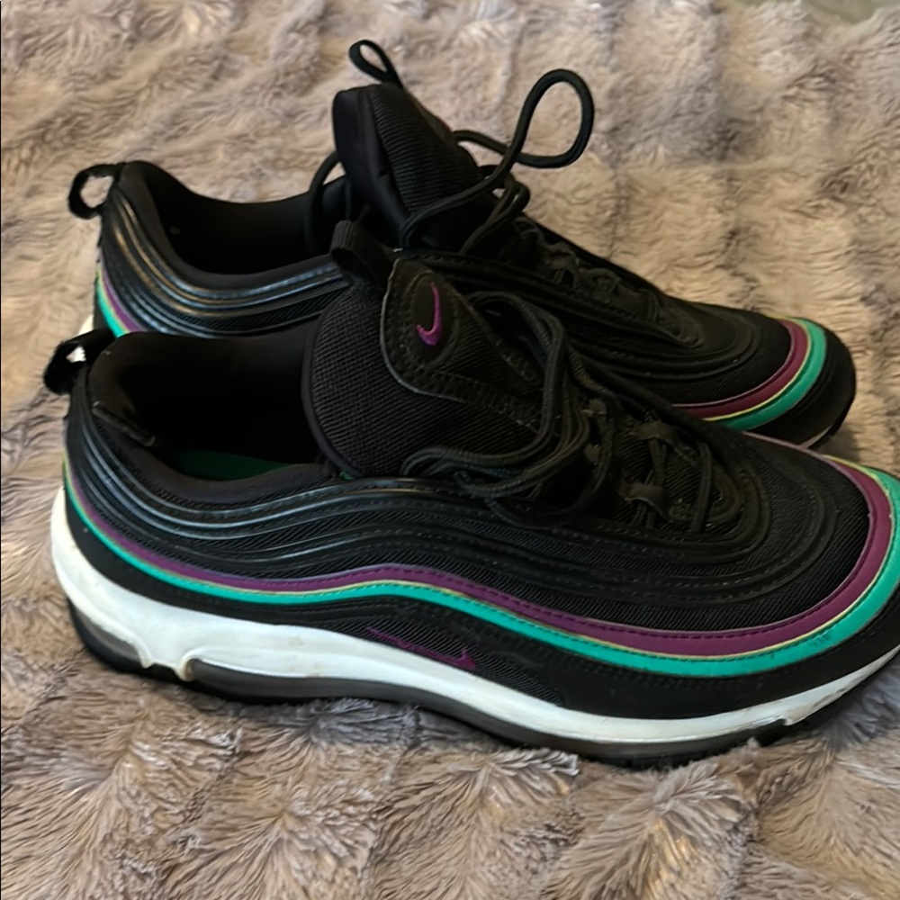 Black and Purple Women'sAir max Sneakers